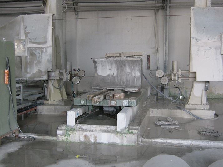 application of flexible wire saw